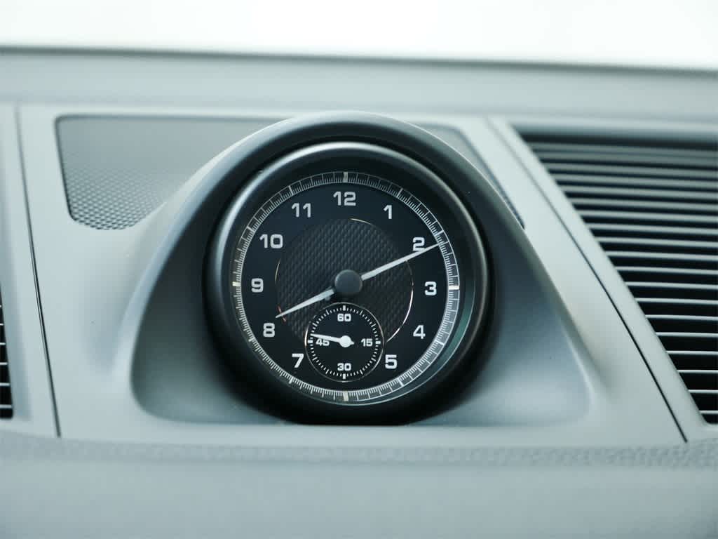 Thumbnail: 2026 Porsche Macan - 24