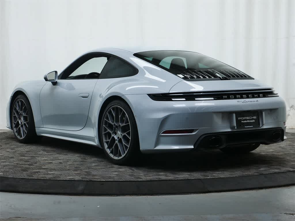 Thumbnail: 2025 Porsche 911 - 3
