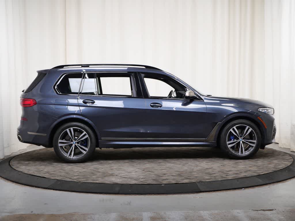 Thumbnail: 2022 BMW M5 - 8