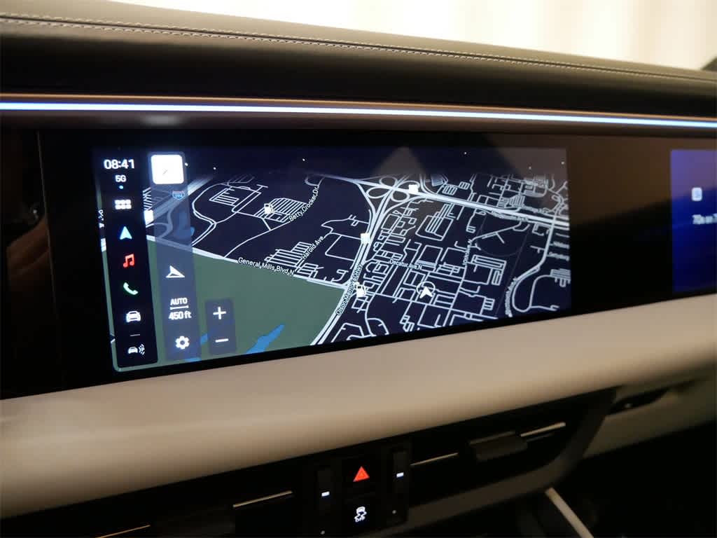 2024 Porsche Macan T 29