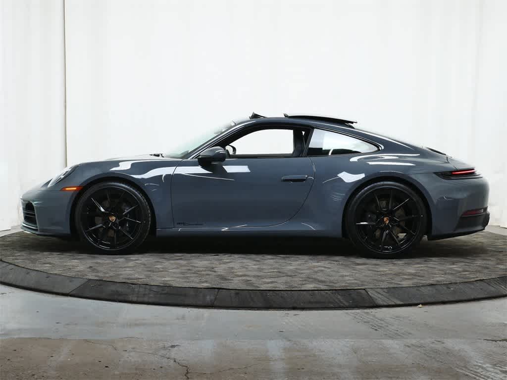 Thumbnail: 2026 Porsche 911 - 2