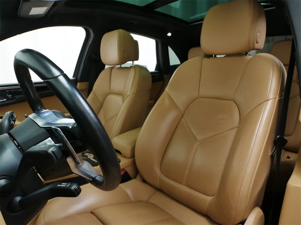 Thumbnail: 2018 Porsche Macan - 5