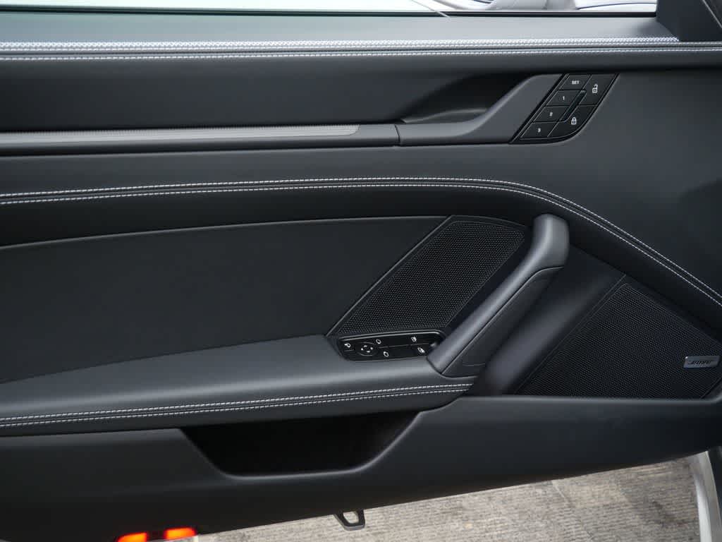 Thumbnail: 2026 Porsche 911 - 11