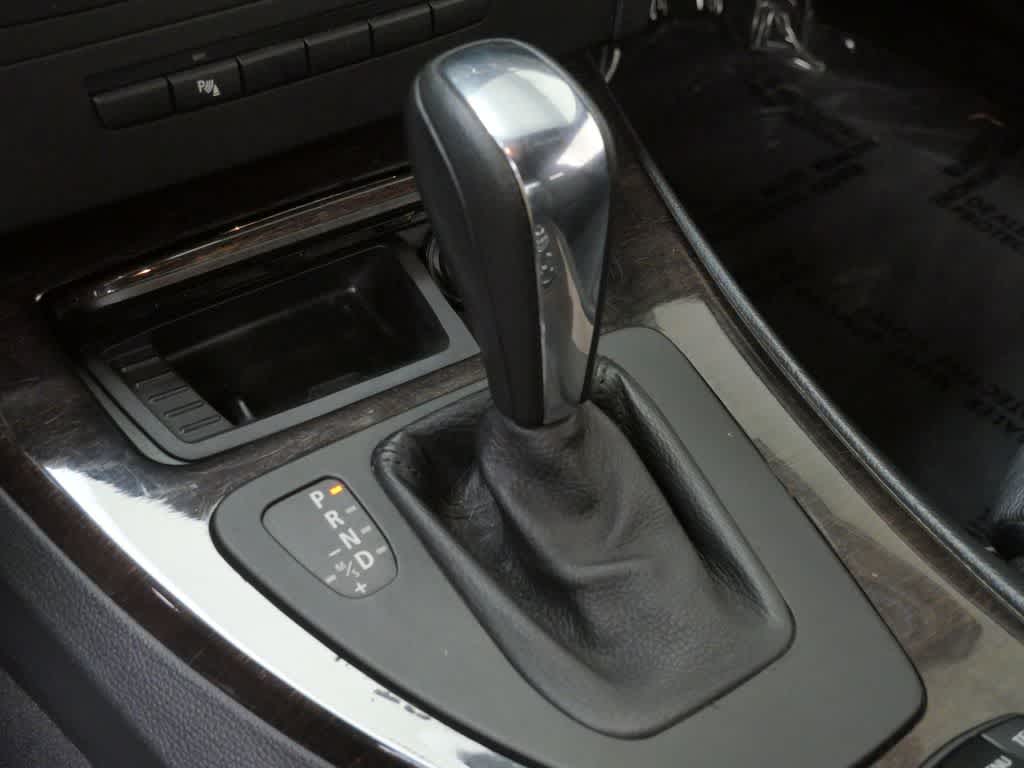 Thumbnail: 2013 BMW 3 Series - 26