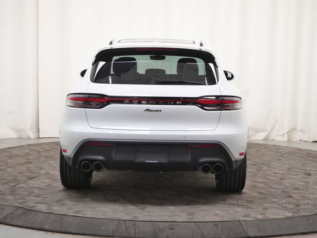 Thumbnail: 2026 Porsche Macan - 6