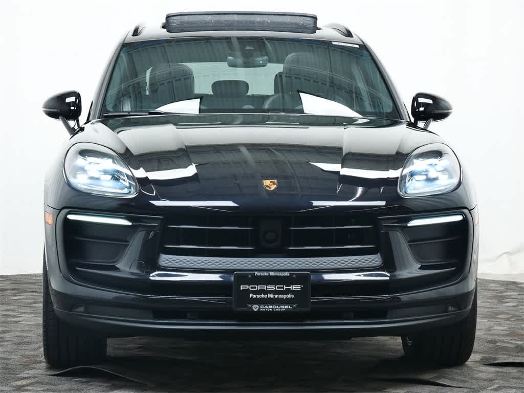 Thumbnail: 2024 Porsche Macan - 9