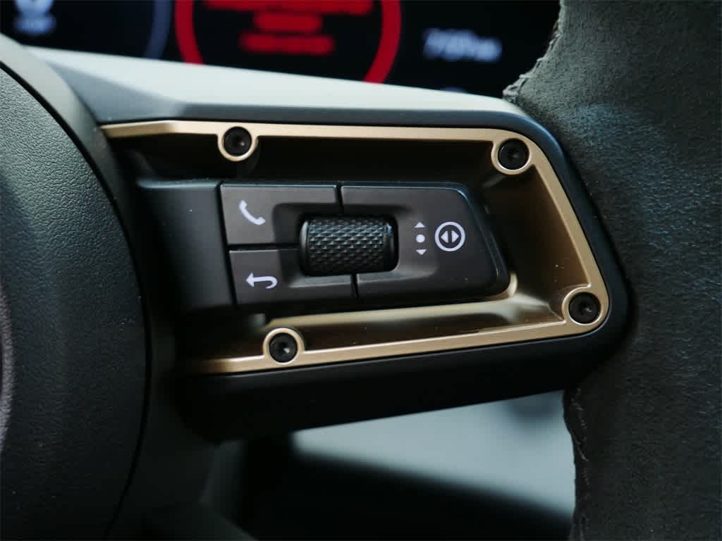 Thumbnail: 2025 Porsche Taycan - 20