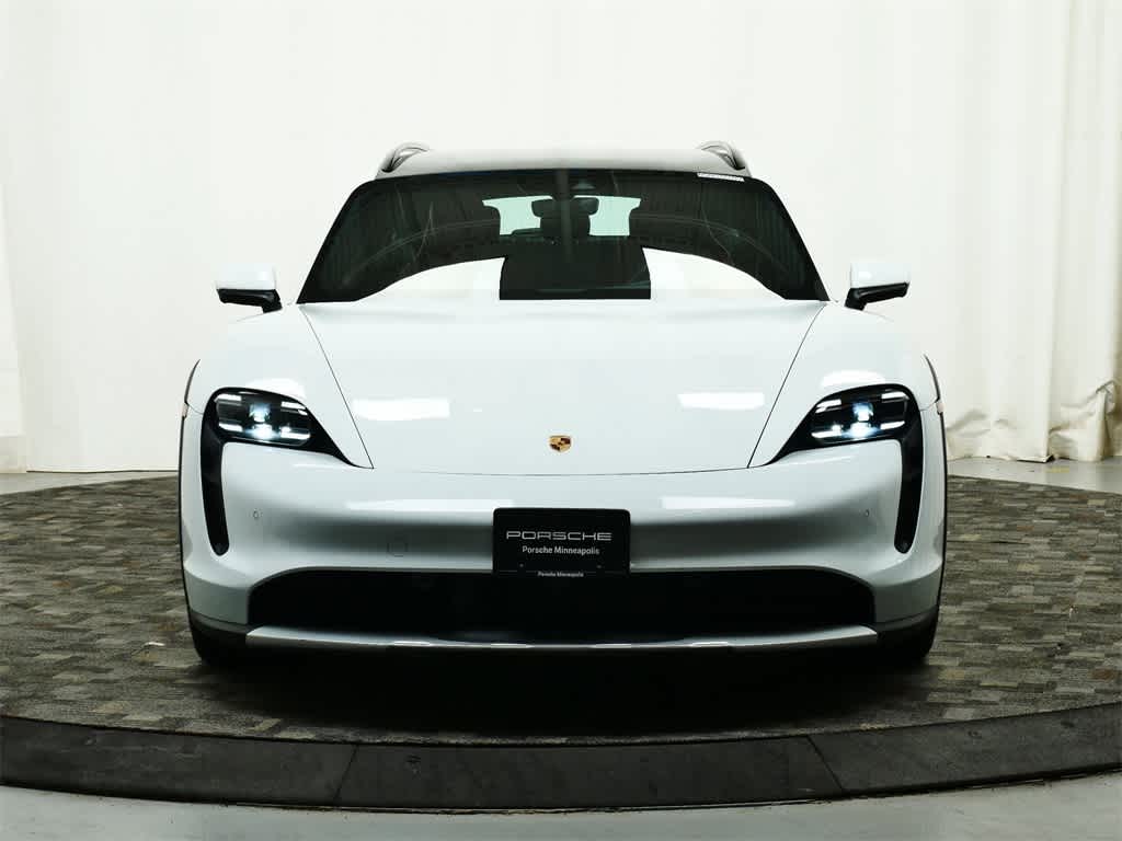 Thumbnail: 2022 Porsche Taycan - 10