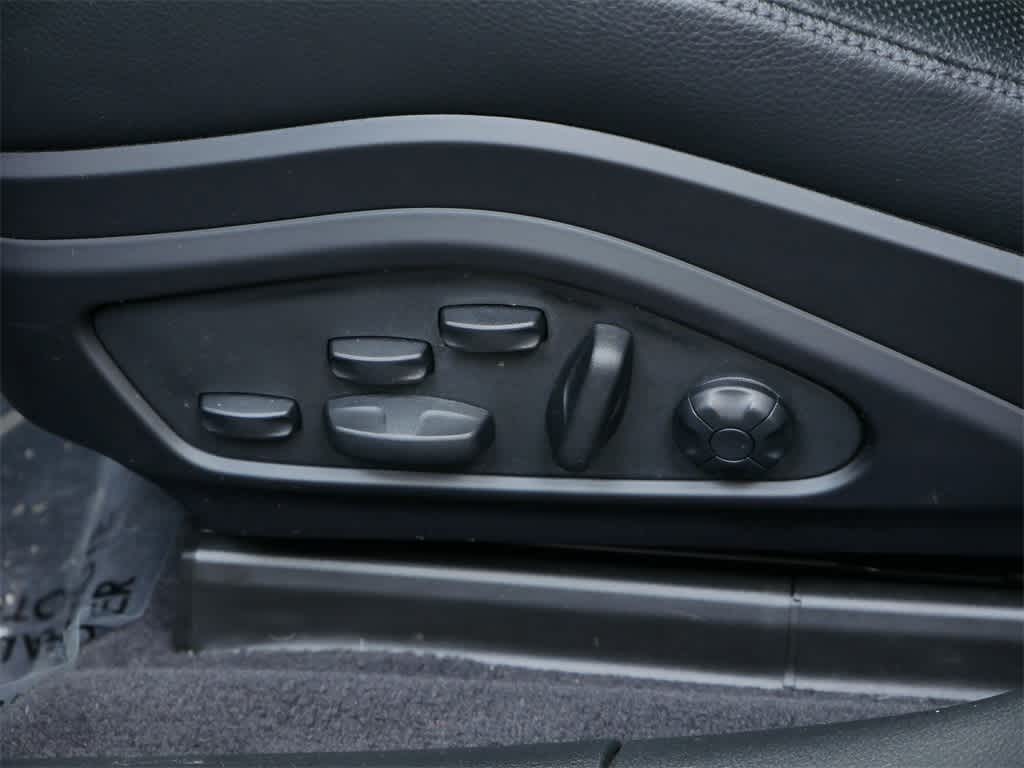 Thumbnail: 2023 Porsche Panamera - 12