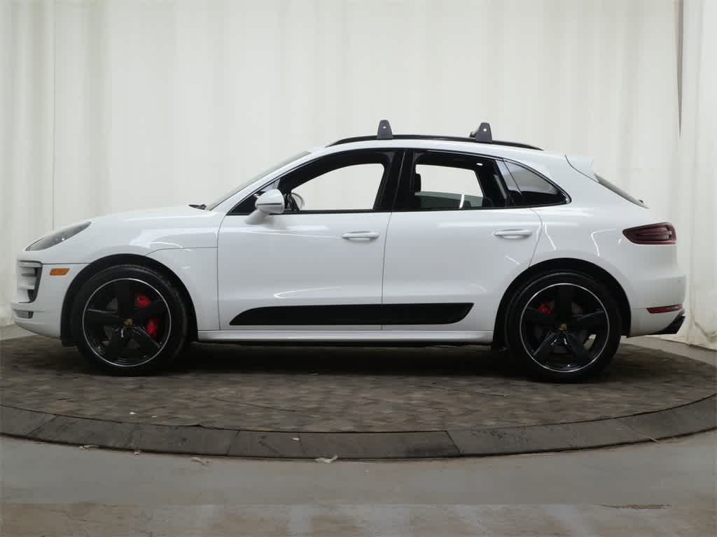 Thumbnail: 2015 Porsche Macan - 2