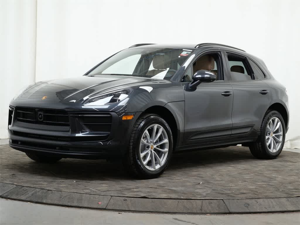 Thumbnail: 2026 Porsche Macan - 1