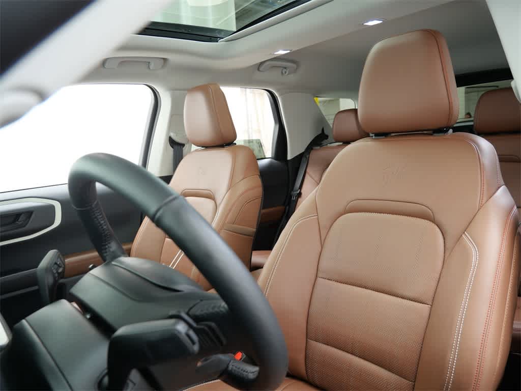 Thumbnail: 2023 Ford Bronco Sport - 5