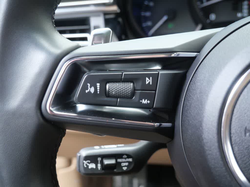 Thumbnail: 2025 Porsche Macan - 26