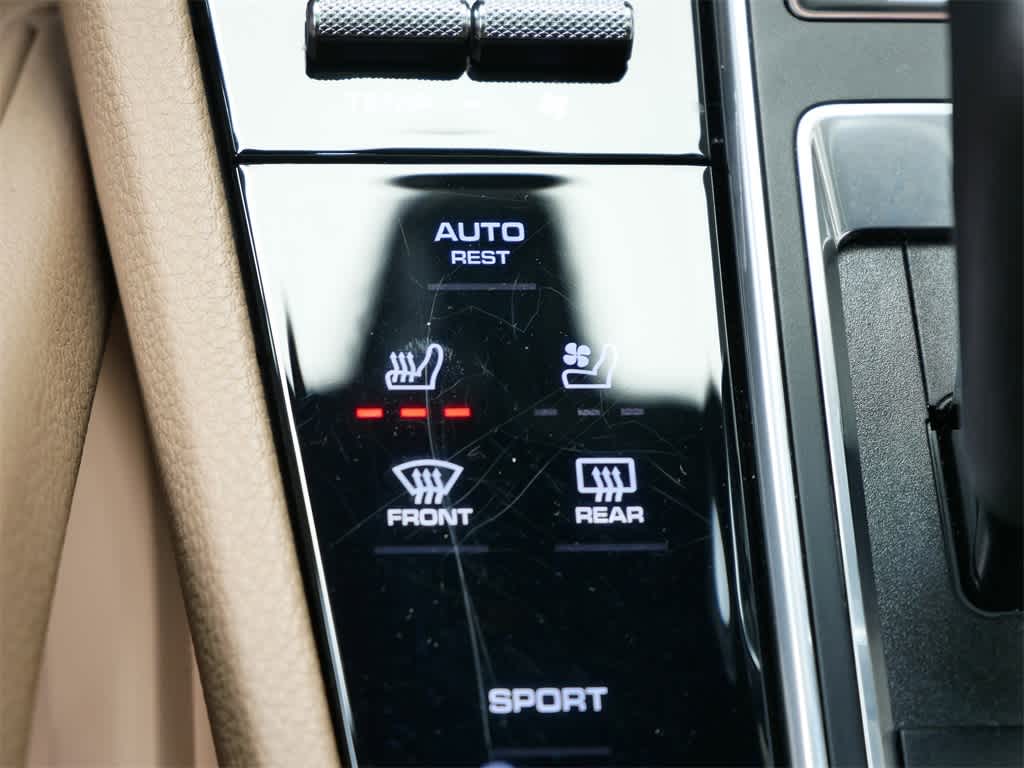 Thumbnail: 2023 Porsche Cayenne - 26