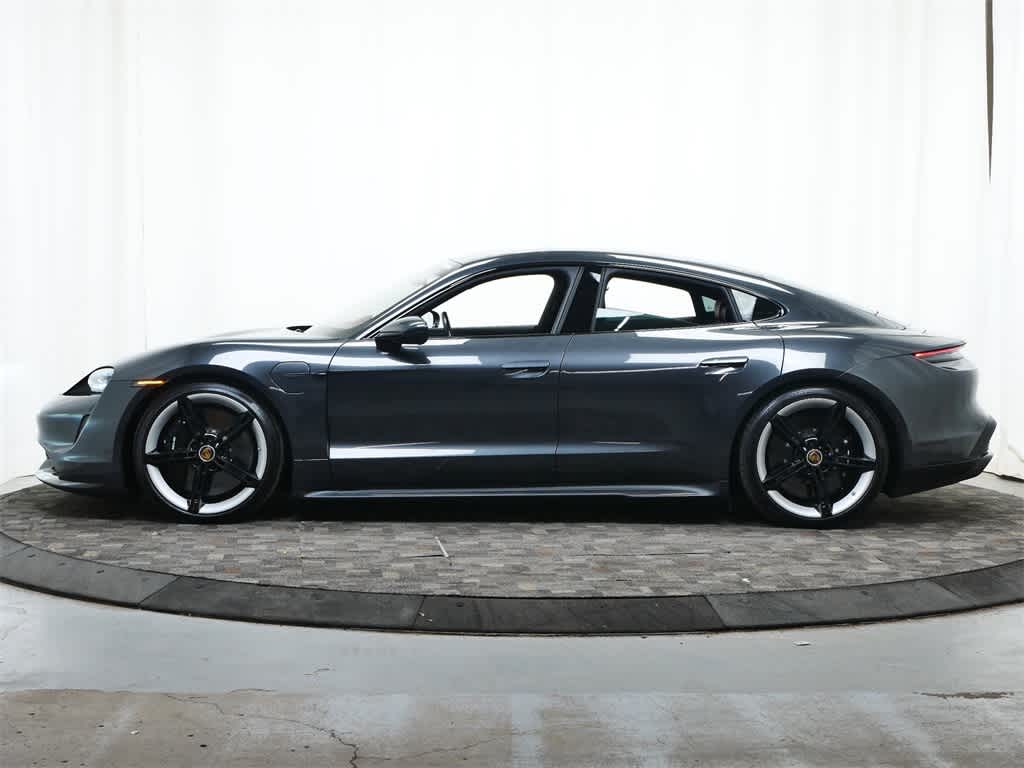 Thumbnail: 2021 Porsche Taycan - 2