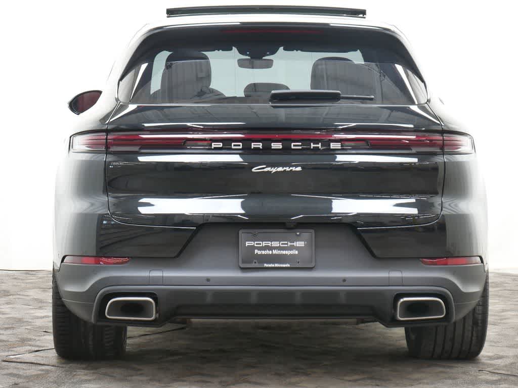 Thumbnail: 2025 Porsche Cayenne - 6