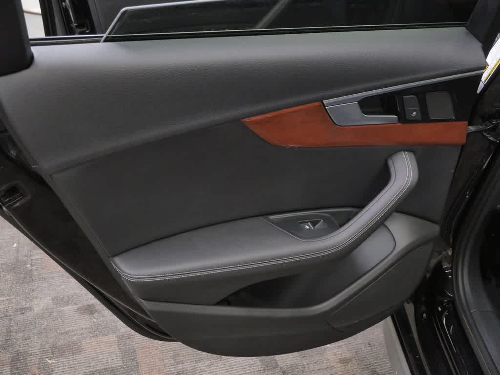Thumbnail: 2020 Audi A4 - 13