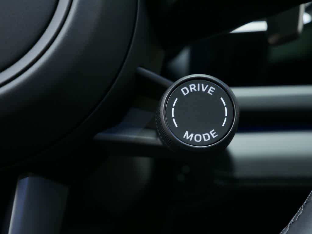 Thumbnail: 2026 Porsche Panamera - 19