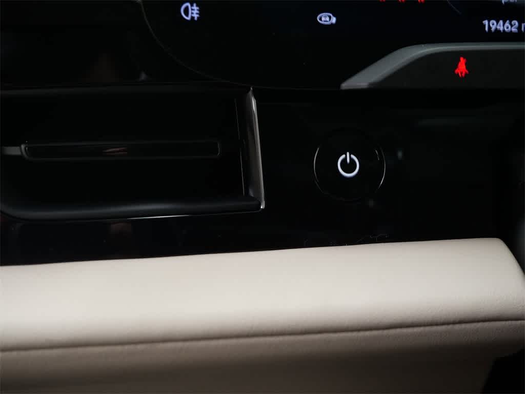 Thumbnail: 2023 Porsche Taycan - 18