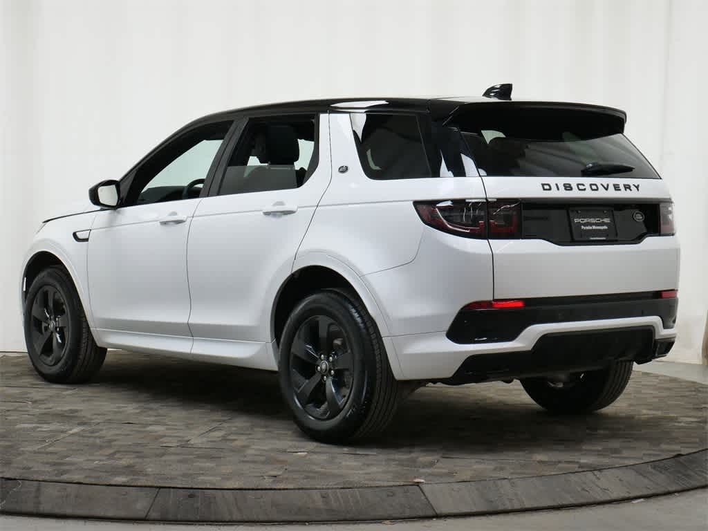 Thumbnail: 2022 Land Rover Discovery Sport - 3