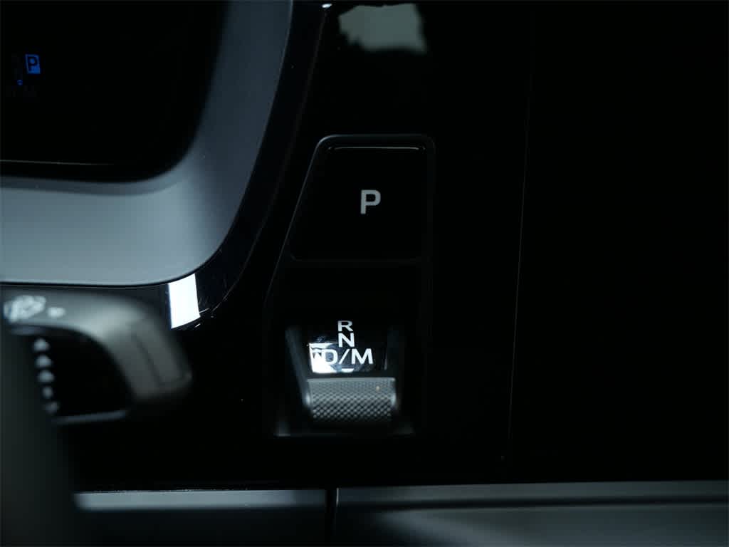 Thumbnail: 2024 Porsche Panamera - 23