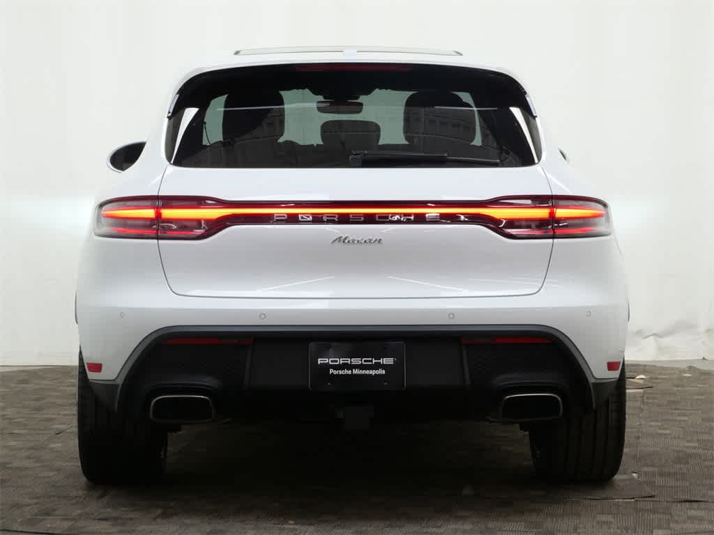 Thumbnail: 2026 Porsche Macan - 6
