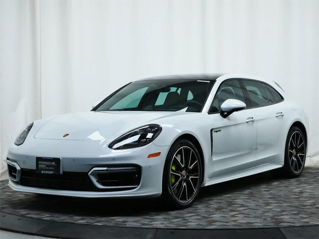 2022 Porsche Panamera S Hybrid Hero Image