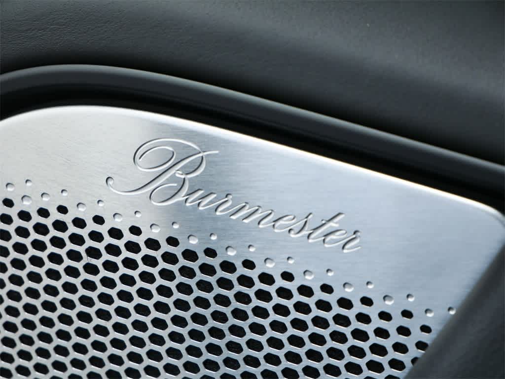 Thumbnail: 2023 Porsche Taycan - 17