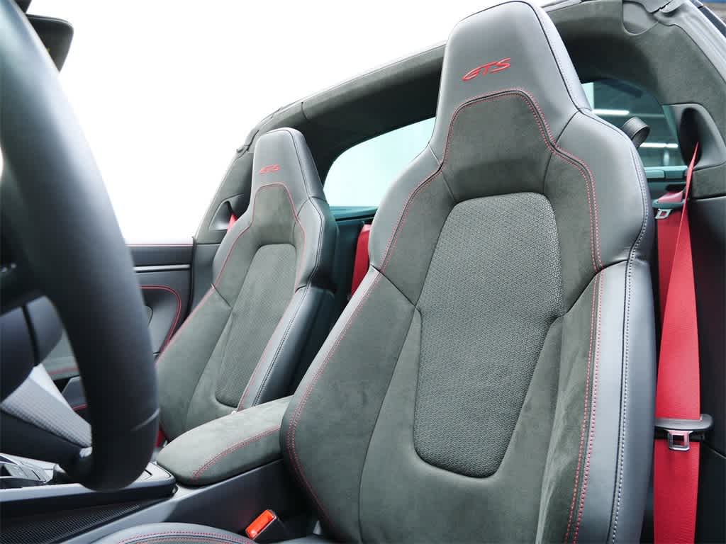 Thumbnail: 2025 Porsche 911 - 5