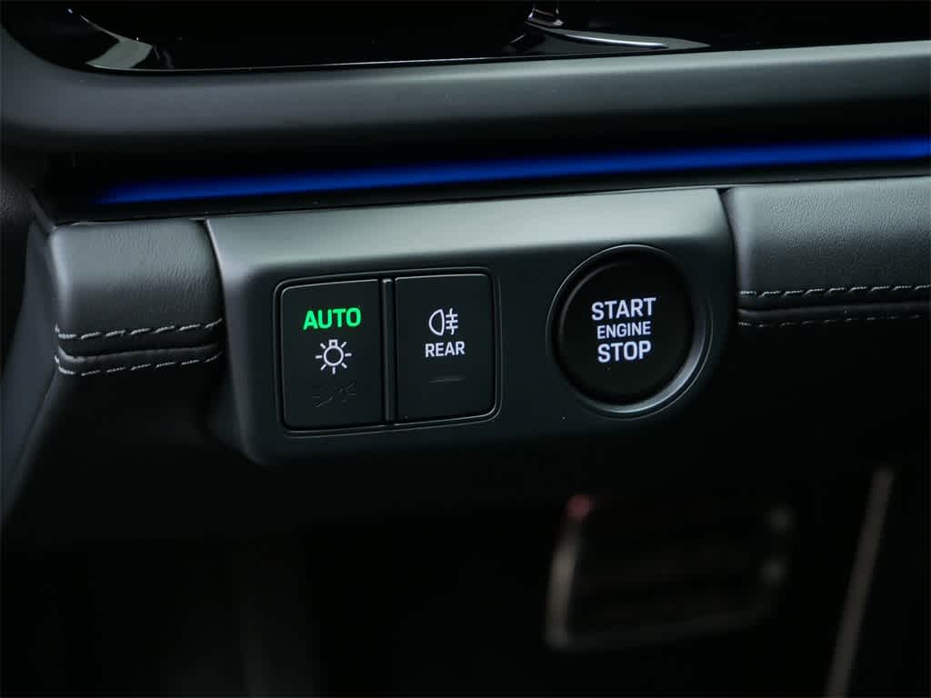 Thumbnail: 2026 Porsche Panamera - 18