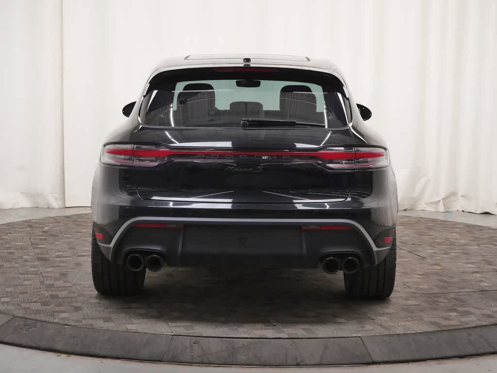 Thumbnail: 2023 Porsche Macan - 6