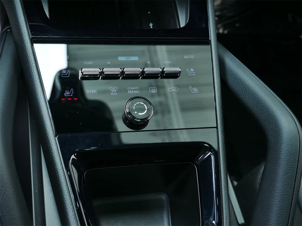 Thumbnail: 2025 Porsche Cayenne - 27