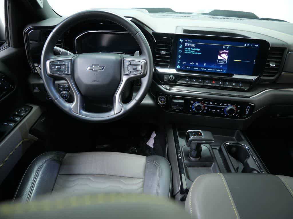 Thumbnail: 2023 Chevrolet Silverado 1500 - 17