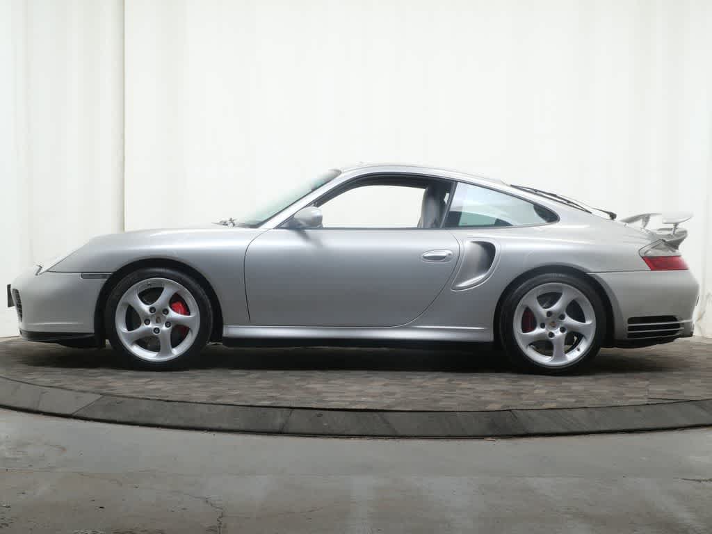 Thumbnail: 2001 Porsche 911 - 2