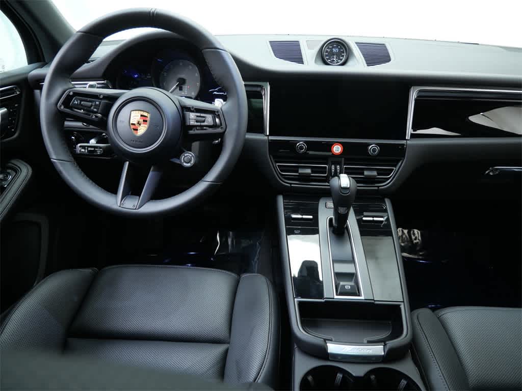 Thumbnail: 2026 Porsche Macan - 16