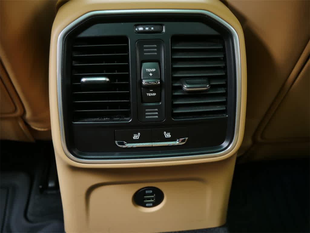 Thumbnail: 2018 Porsche Macan - 15