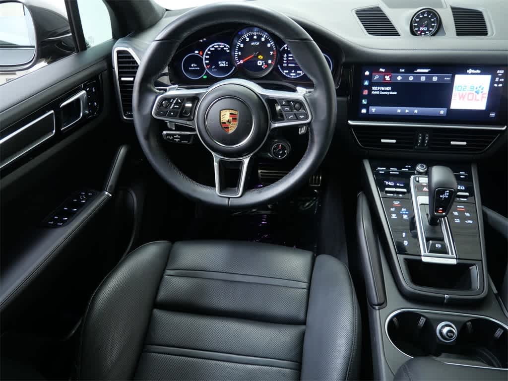 Thumbnail: 2023 Porsche Cayenne - 16