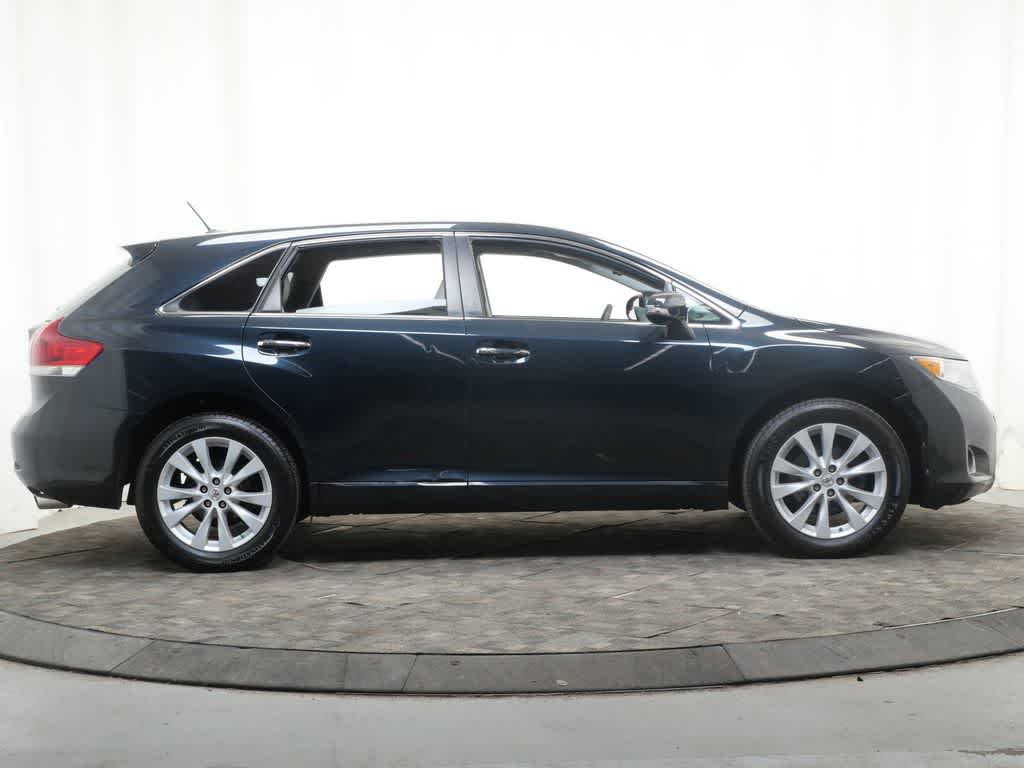 Thumbnail: 2015 Toyota Venza - 8