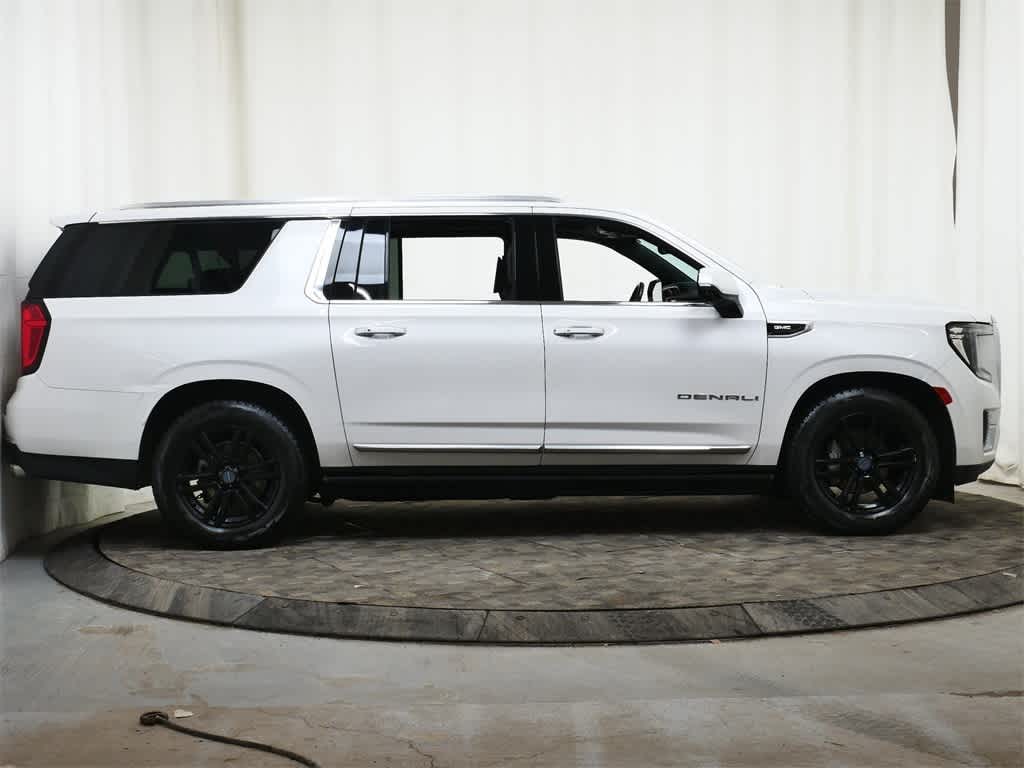 Thumbnail: 2021 GMC Yukon XL - 8