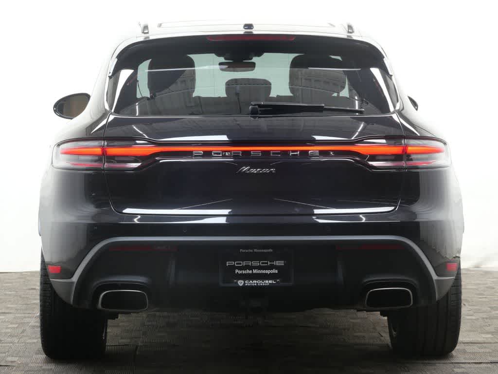 Thumbnail: 2025 Porsche Macan - 6