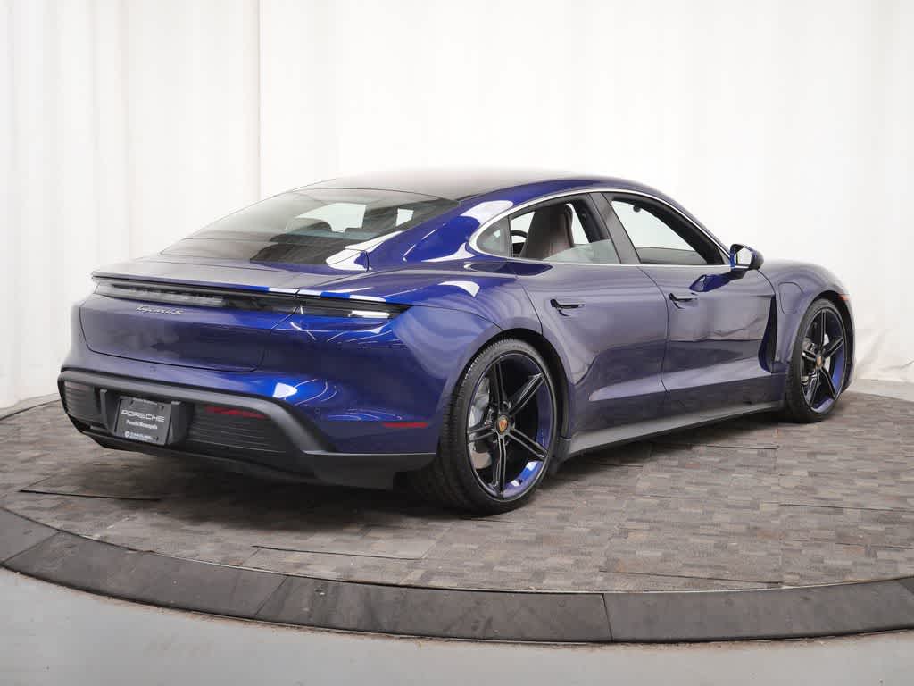 Thumbnail: 2023 Porsche Taycan - 7