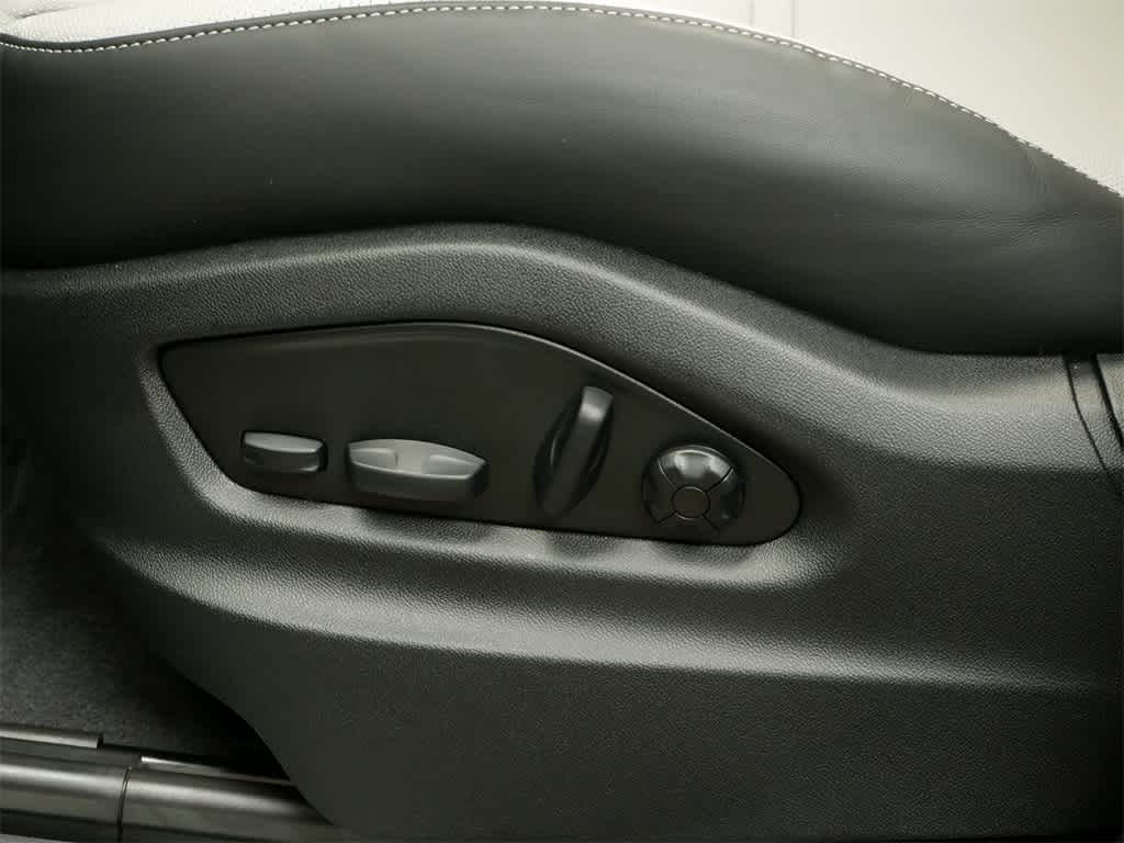 Thumbnail: 2025 Porsche Cayenne - 14