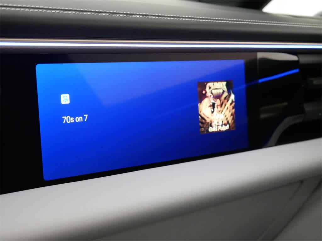 2024 Porsche Macan T 30