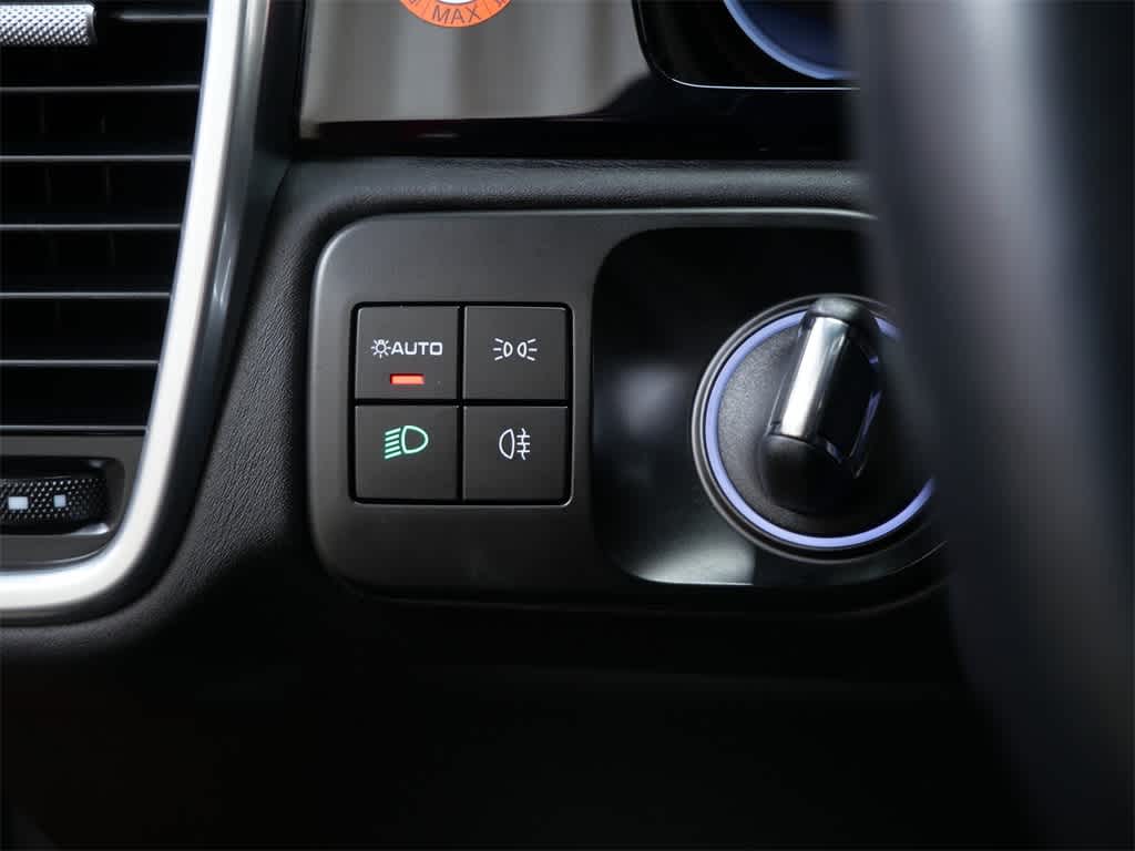 Thumbnail: 2023 Porsche Cayenne - 19