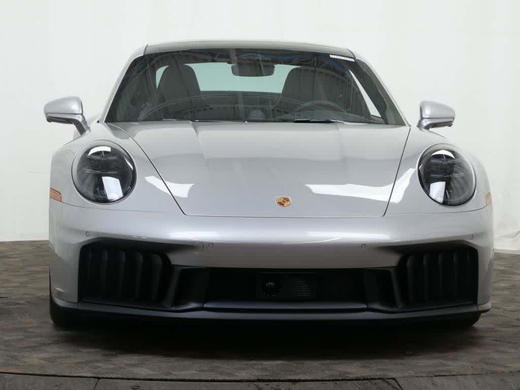Thumbnail: 2026 Porsche 911 - 10
