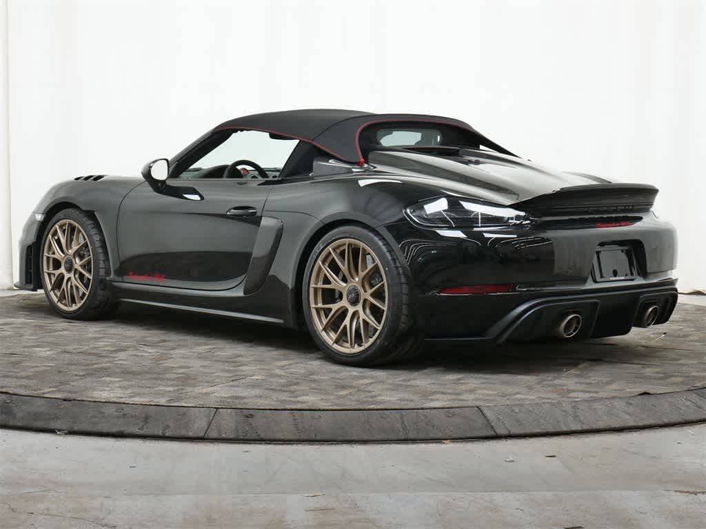 Thumbnail: 2025 Porsche  - 3