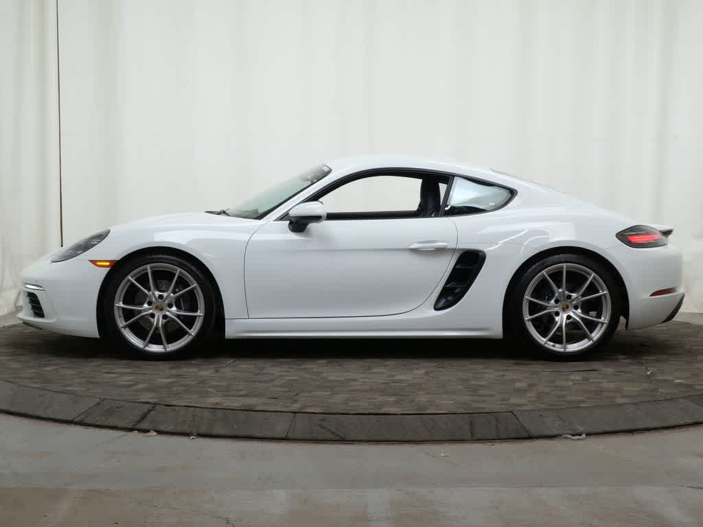 Thumbnail: 2023 Porsche 718 Cayman - 2