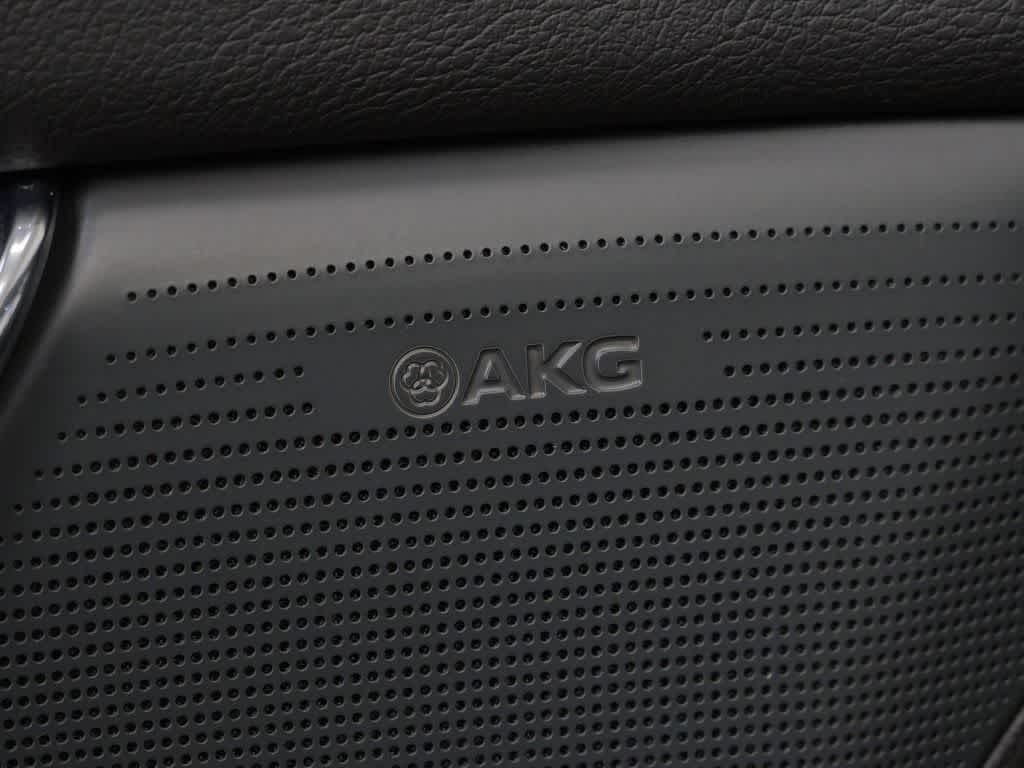 Thumbnail: 2022 Cadillac CT5 - 17