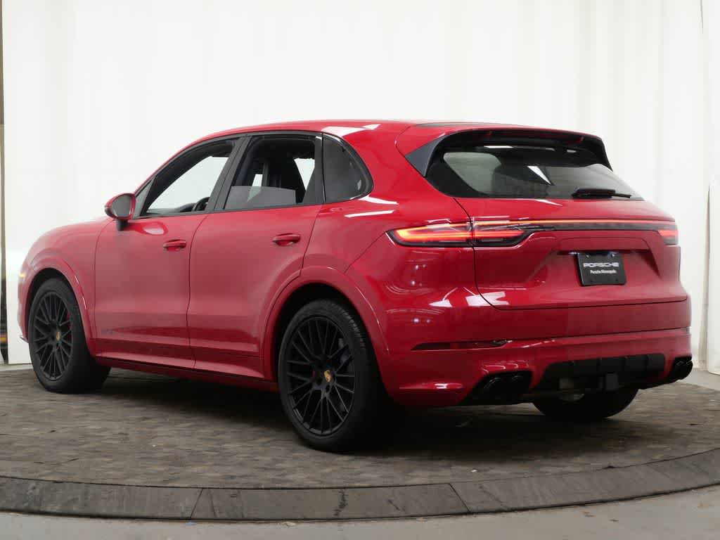 Thumbnail: 2023 Porsche Cayenne - 3