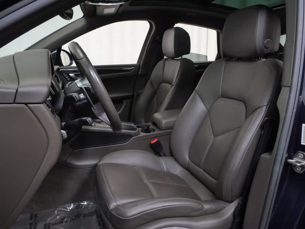 Thumbnail: 2018 Porsche Macan - 5